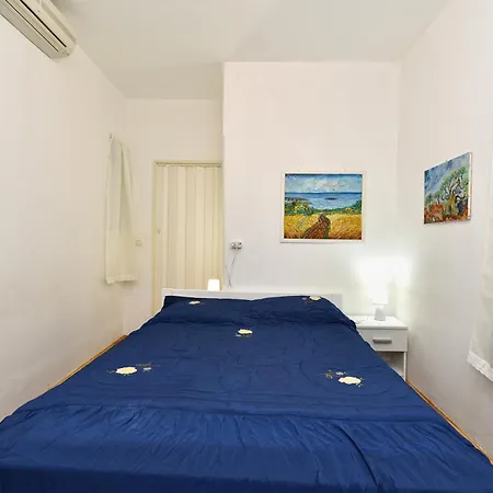 Apartman Smilja 2305 *